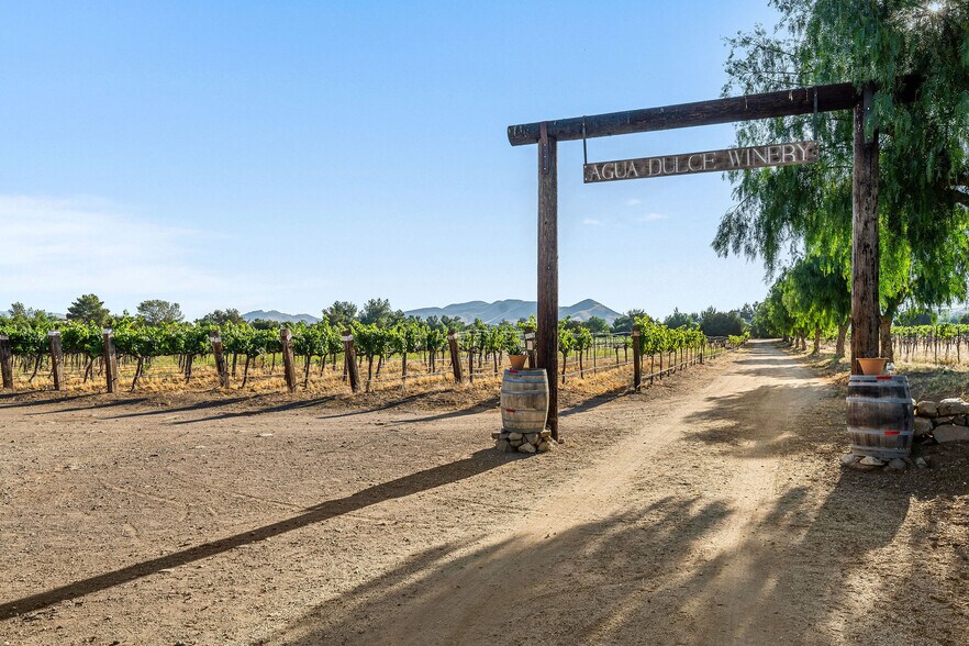 More Photos Of 9640 Sierra Hwy, Agua Dulce Winery Vineyard For Sale