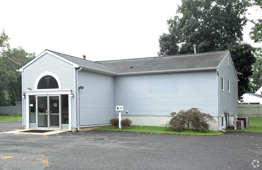 More Photos Of 59 Highway 516, Old Bridge Medical For Sale