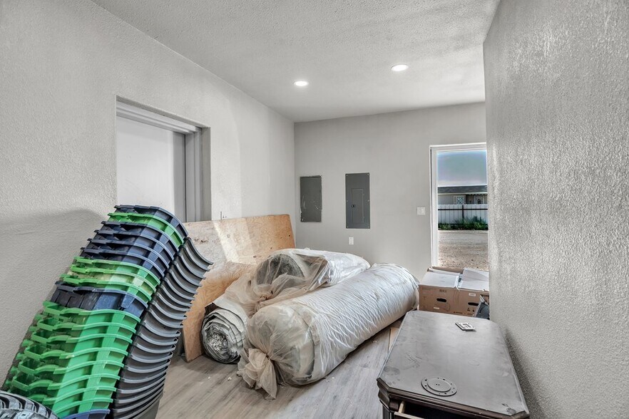 More Photos Of 14035 52nd st, Odessa Industrial For Sale