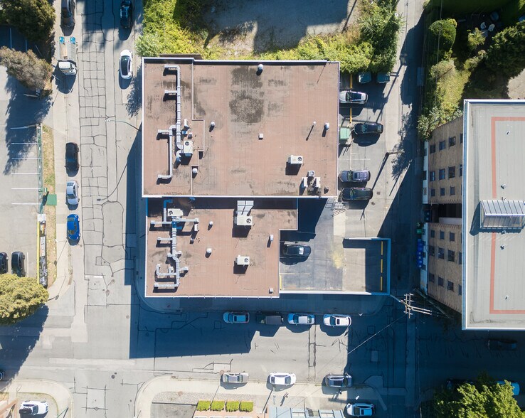 More Photos Of 112 6th Av E, Vancouver Unknown For Lease