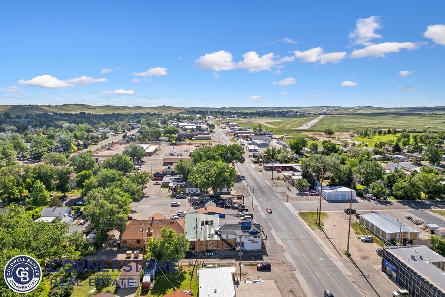 More Photos Of 628 E Richards St, Douglas Hotel For Sale