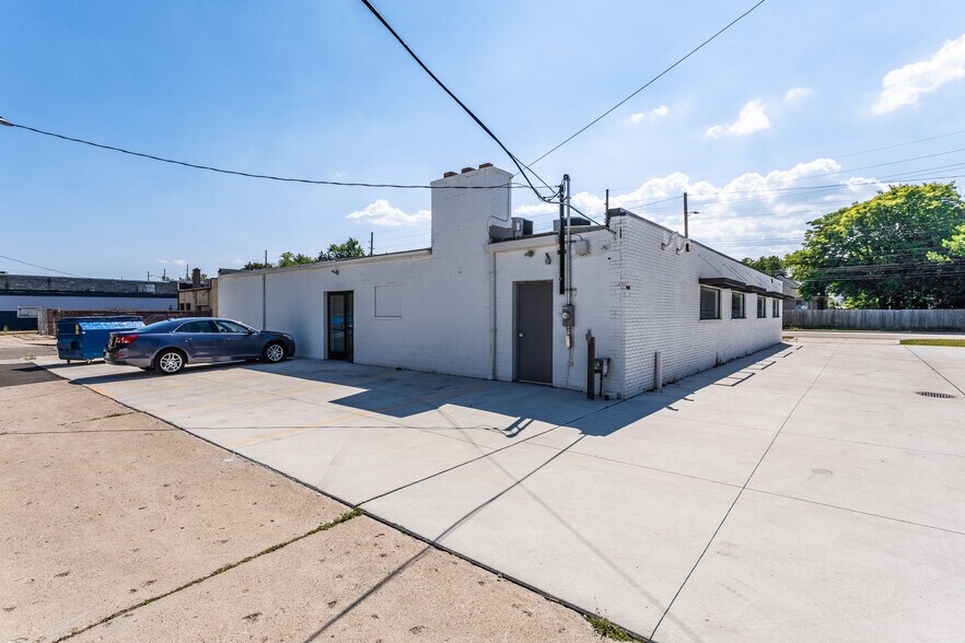 More Photos Of 800 Hilton Rd, Ferndale Loft Creative Space For Lease