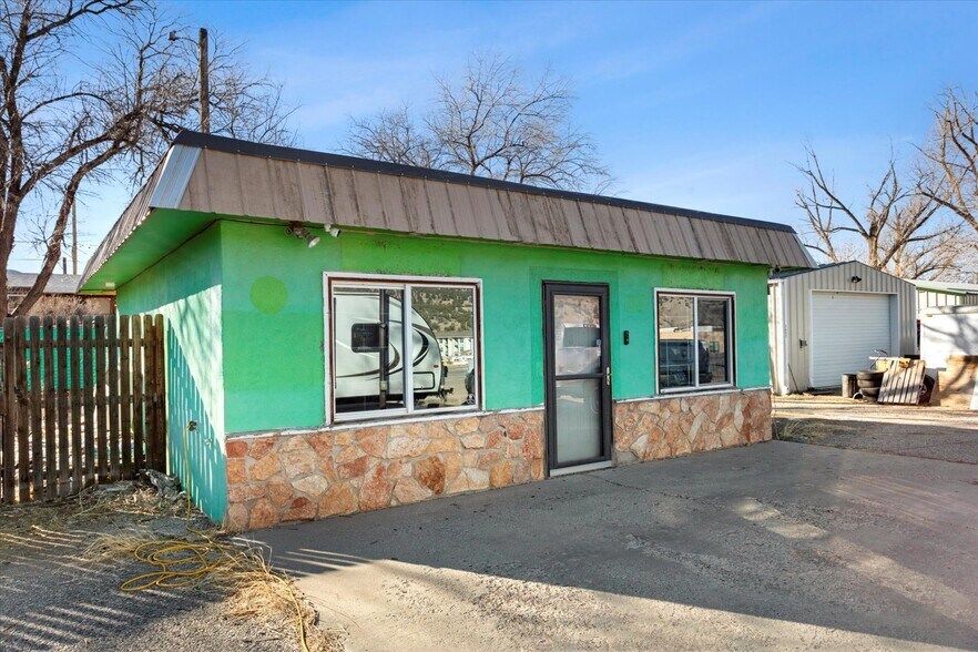 More Photos Of 5602 E US Highway 50, Salida General Retail For Sale