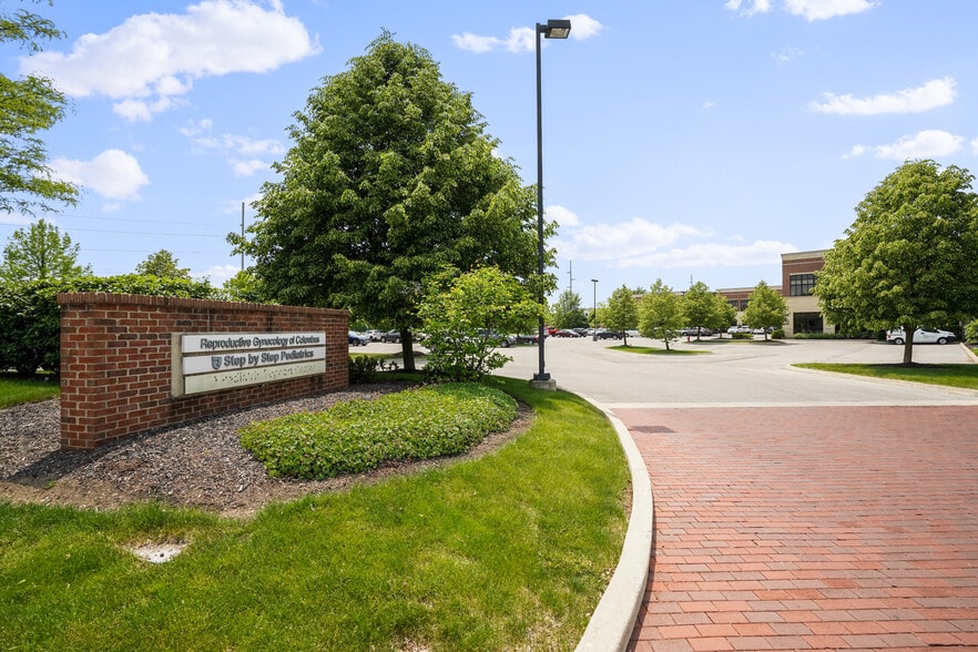More Photos Of 560 N Cleveland Ave, Westerville Medical For Sale