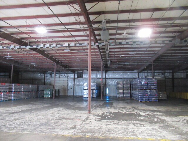 More Photos Of 142 George James Dr, Wytheville Warehouse For Lease