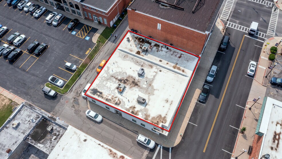 More Photos Of 40-42 Pine St, Lockport Office For Lease