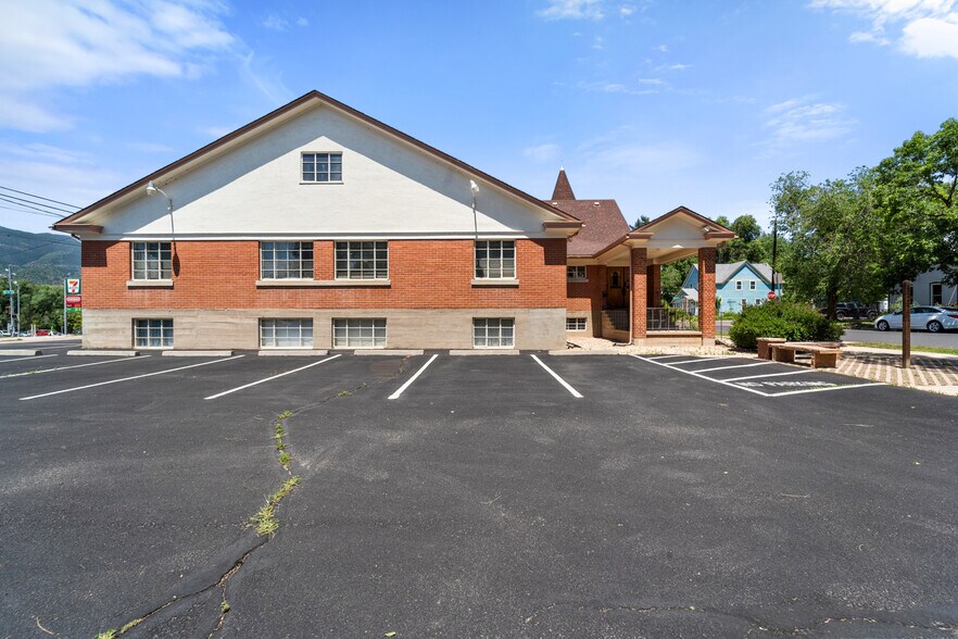 More Photos Of 2927 W Pikes Peak Ave, Colorado Springs Religious Facility For Sale