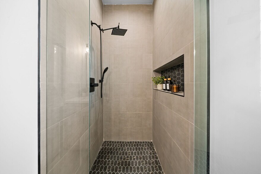 More Photos Of 4286 Samoset Ave, San Diego Multifamily For Sale