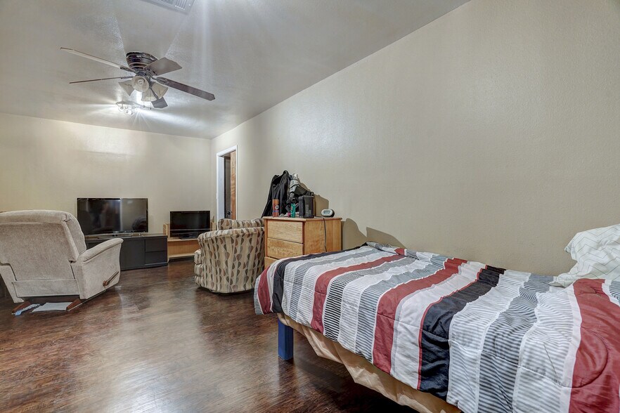 More Photos Of 40202 Settlers Path, Georgetown Apartments For Sale