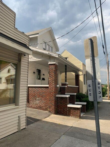 More Photos Of 2303 15th St, Troy Storefront For Sale
