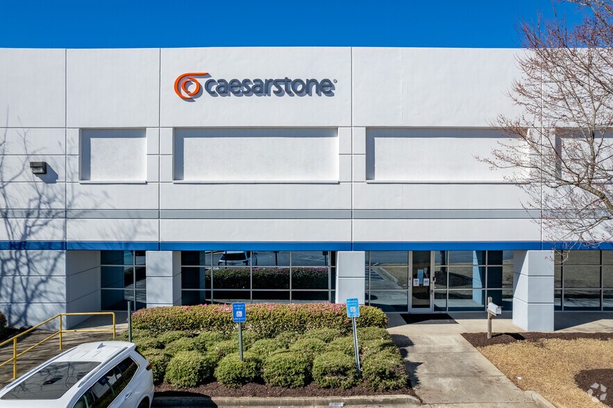 More Photos Of 6170 Brook Hollow Pkwy, Norcross Warehouse For Lease