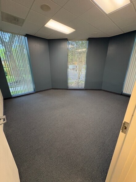 More Photos Of 8001 SW 36th St, Davie Office For Lease