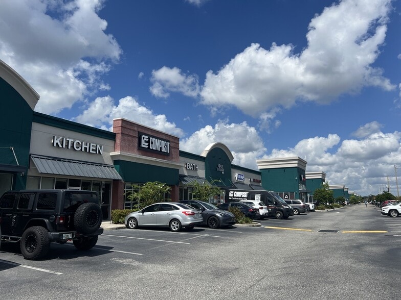 More Photos Of 1418-1706 N Semoran Blvd, Orlando Unknown For Lease