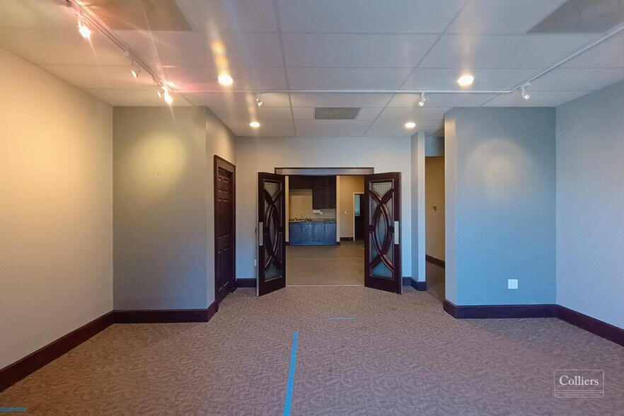 More Photos Of 3110 Wade Hampton Blvd, Taylors Storefront For Sale