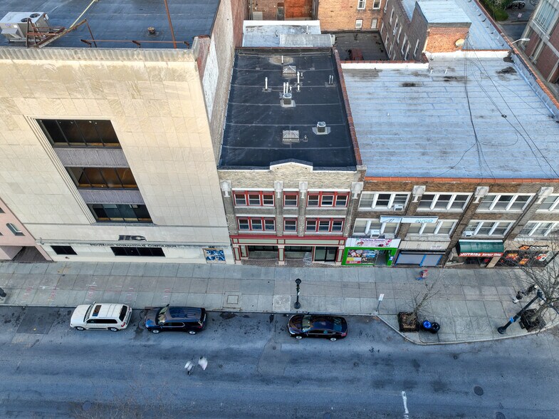 More Photos Of 337 Main St, Poughkeepsie Apartments For Lease