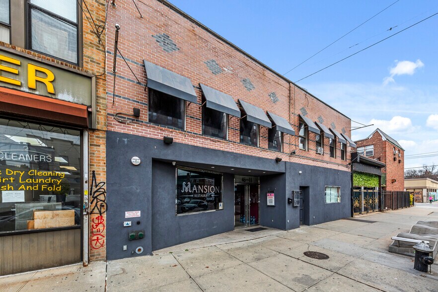 More Photos Of 4611 Broadway, Astoria Storefront Retail Residential For Lease
