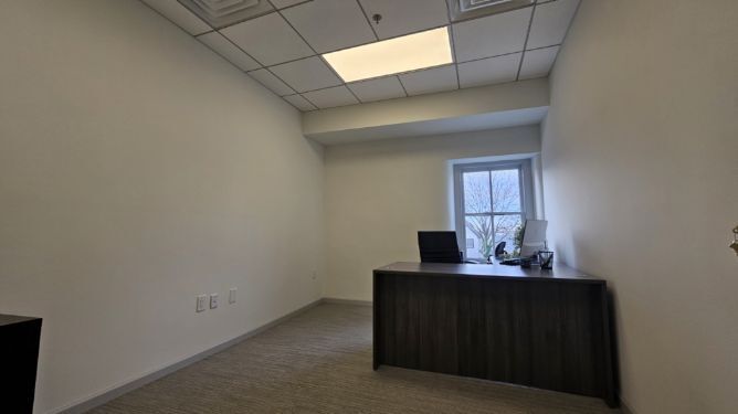 More Photos Of 10 N Main St, Doylestown Office Residential For Lease
