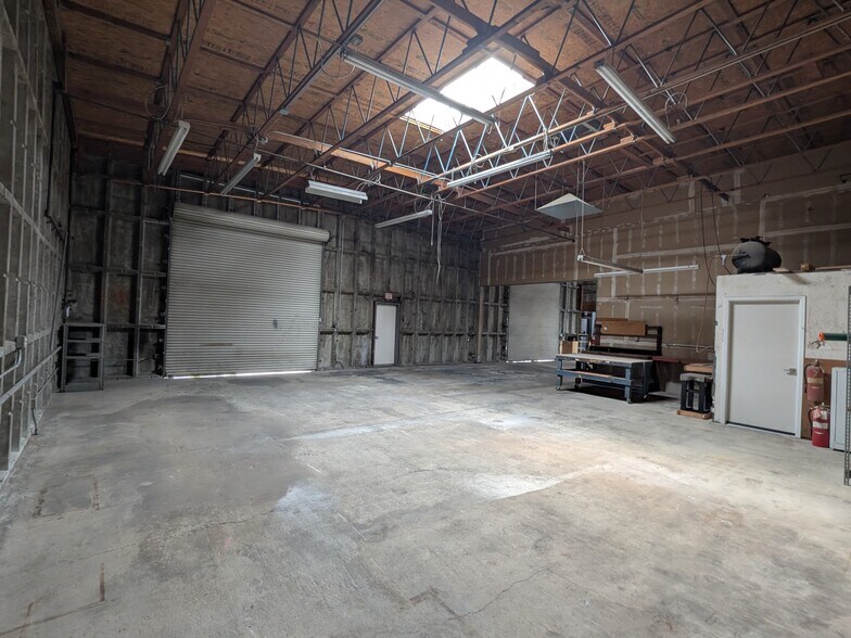 More Photos Of 3140 El Camino Real Ave, Atascadero Warehouse For Lease