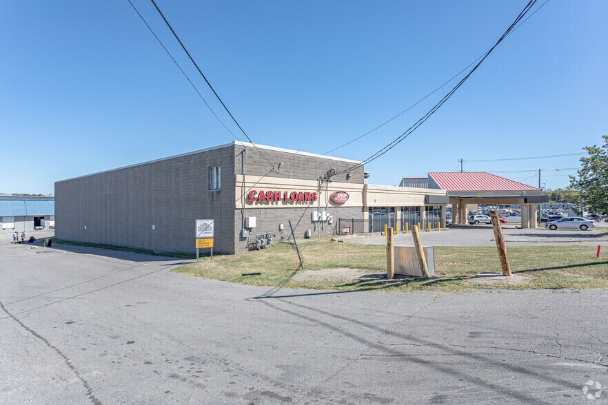 More Photos Of 5000 Harding Pl, Nashville Showroom For Lease