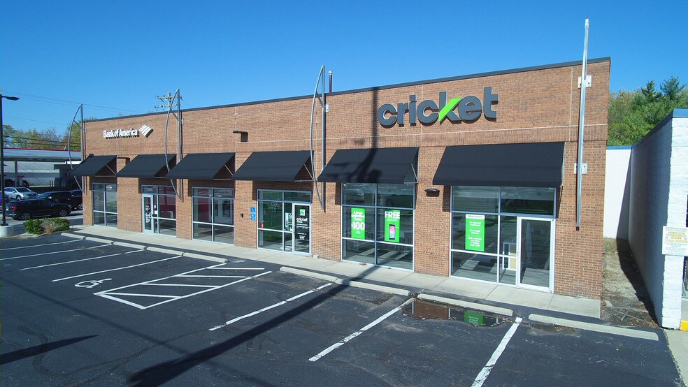 More Photos Of 8390 Beechmont Ave, Cincinnati Freestanding For Sale