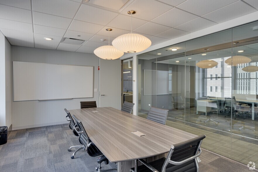 Photo of 25th Floor Ste 2550