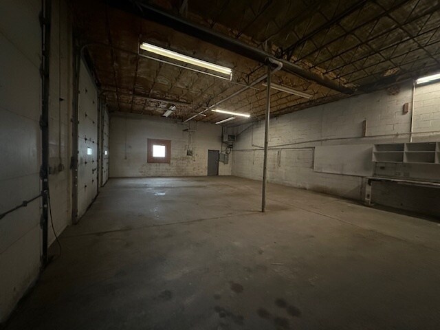 More Photos Of 198 Crowe Ave, Mars Flex For Sale