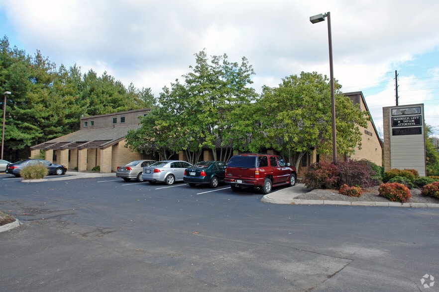 Primary Photo Of 10805 Kingston Pike, Knoxville Office For Lease