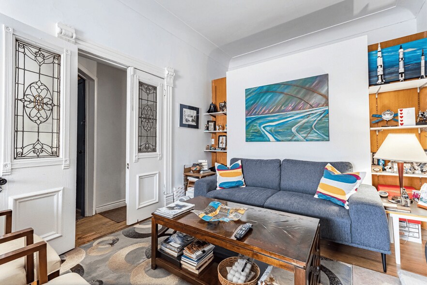 More Photos Of 530 Bathurst St, Toronto Land For Sale