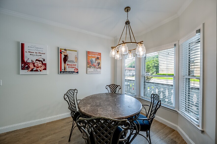 More Photos Of 892 Edelweiss Strasse, Helen Hotel For Sale