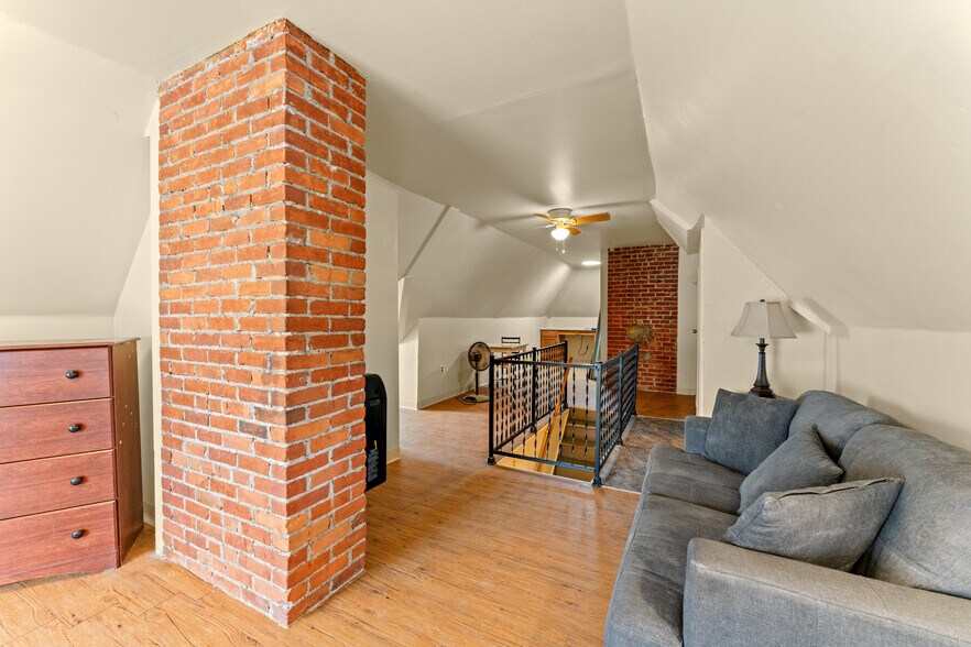 More Photos Of 158 Chapin St, Binghamton Apartments For Sale