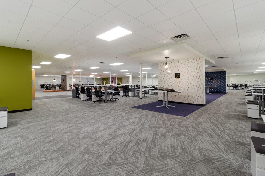 More Photos Of 3101 University Dr E, Bryan Loft Creative Space For Lease