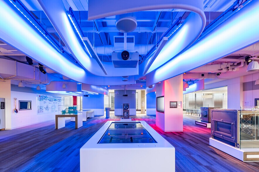 More Photos Of 507 E Michigan St, Milwaukee Office For Lease