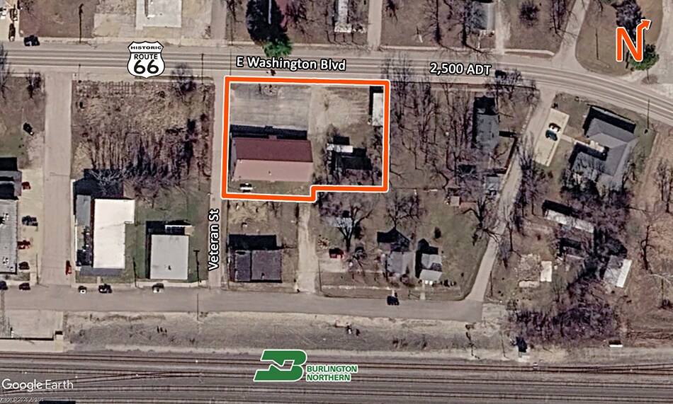 More Photos Of 704 E Washington St, Cuba Freestanding For Lease