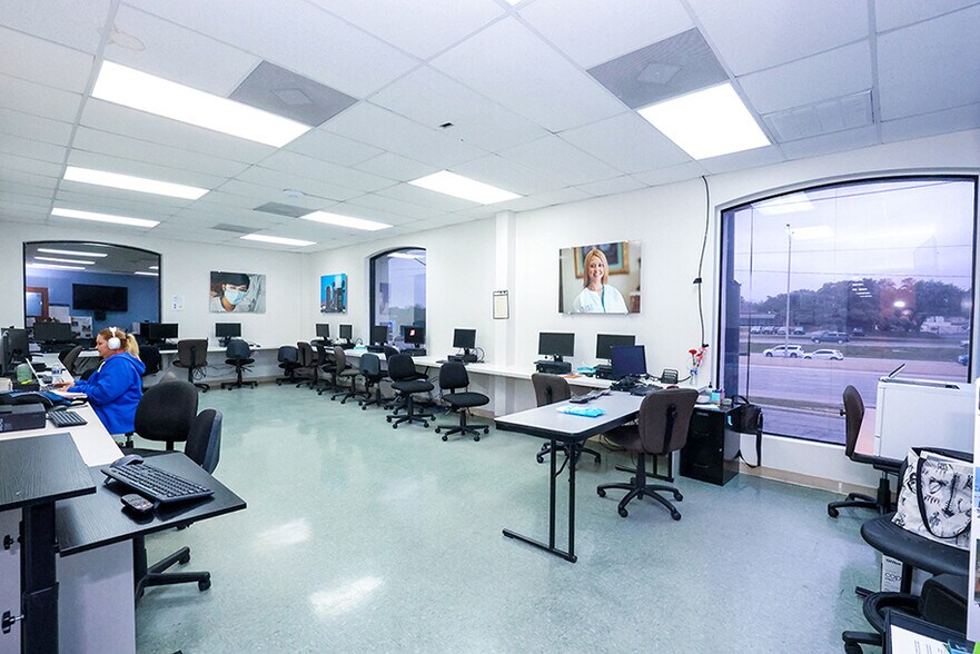 More Photos Of 4738 NW Loop 410, San Antonio Medical For Lease