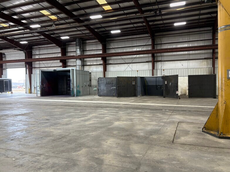 More Photos Of 8560 Delta Dr, Casper Warehouse For Lease