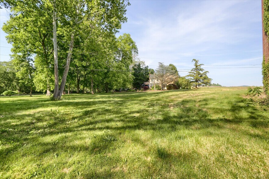 More Photos Of 1209 Mill Rd, Selinsgrove Industrial For Sale