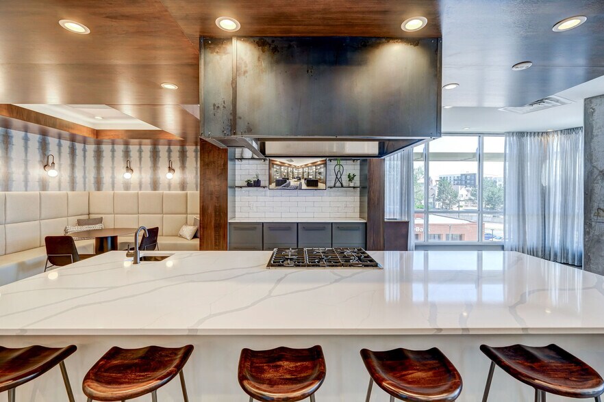 More Photos Of 2785 N Speer Blvd, Denver Apartments For Lease
