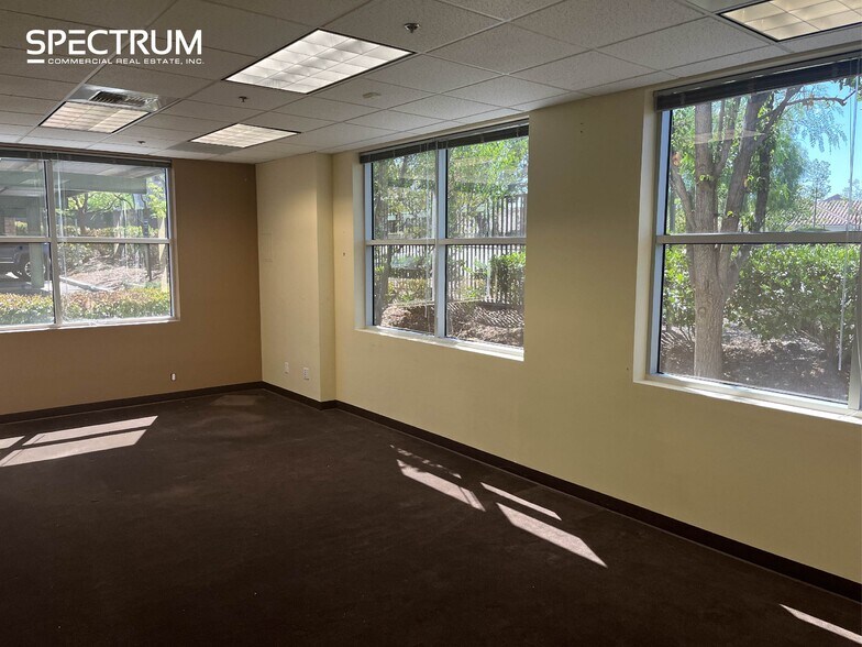 More Photos Of 27451 Tourney Rd, Valencia Medical For Lease