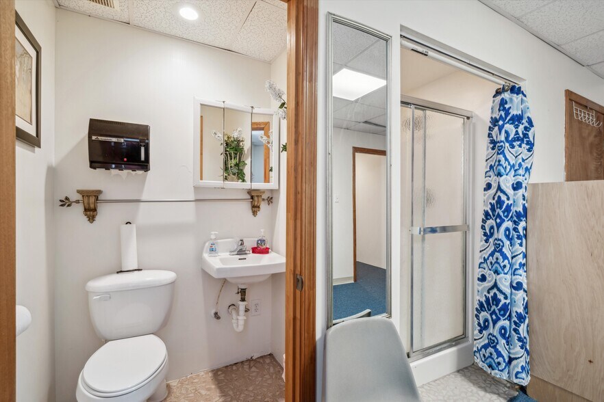 More Photos Of 26 Tyro Rd, Holly Springs Specialty For Sale