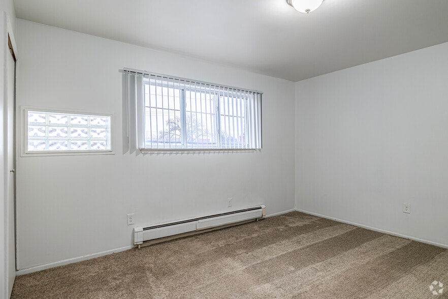 More Photos Of 6401 Middlebelt Rd, Garden City Apartments For Sale