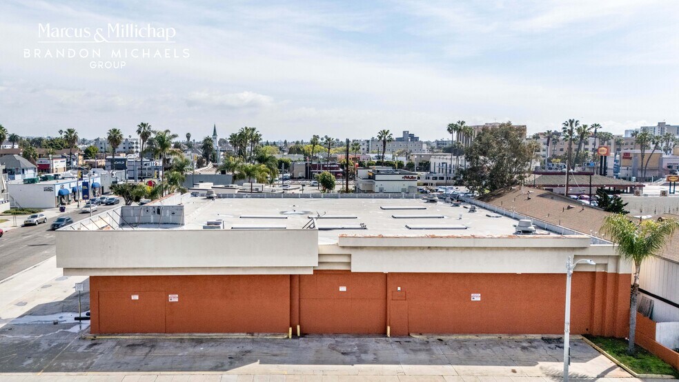 More Photos Of 636 Locust Ave, Long Beach Auto Repair For Sale
