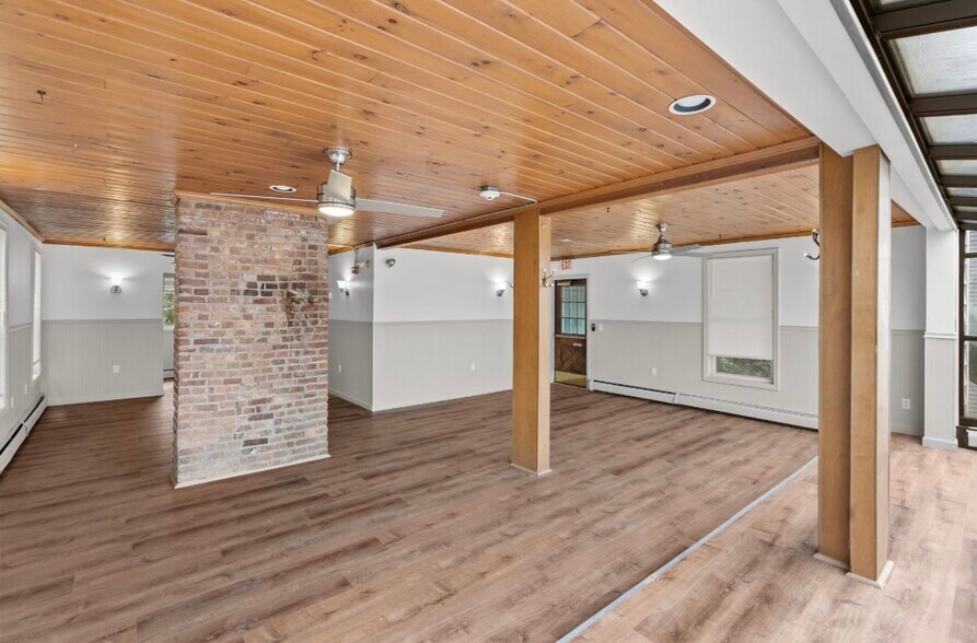More Photos Of 936 Chalkstone Ave, Providence Storefront Retail Residential For Lease