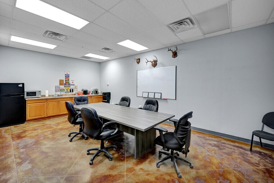 More Photos Of 8501 N FM 1788, Midland Warehouse For Sale