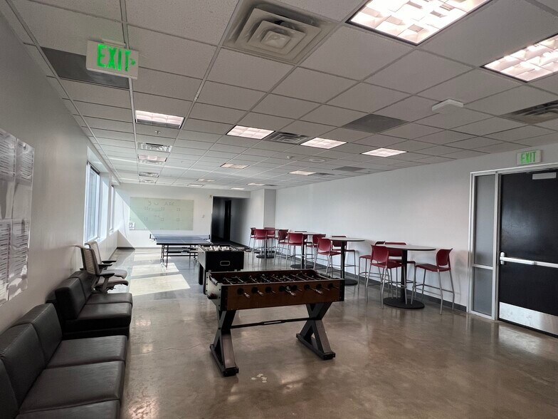 More Photos Of 10619 S Jordan Gtwy, South Jordan Office For Lease