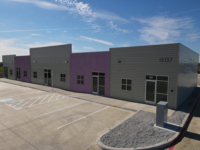 More Photos Of 15137 S County Line Rd, Justin Unknown For Lease