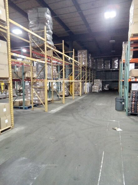 More Photos Of 1200 Fuller Rd, Linden Warehouse For Lease