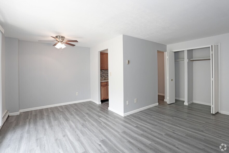 More Photos Of 25400 Euclid Ave, Euclid Apartments For Sale