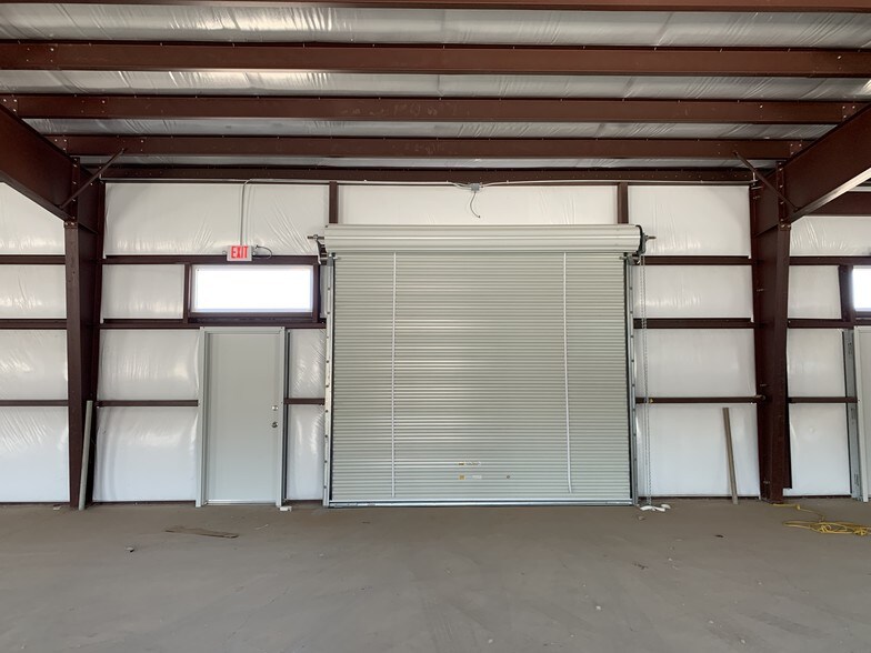 More Photos Of 1925 Appaloosa Dr, Sunland Park Industrial For Lease