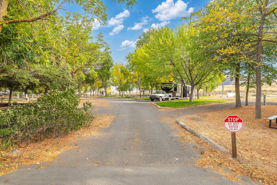 More Photos Of 44892 State Route 21 N, Wilbur Trailer Camper Park For Sale