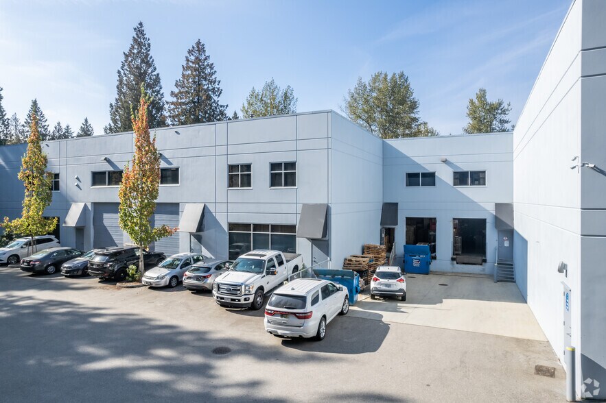 More Photos Of 19652 86 Av, Langley Showroom For Sale